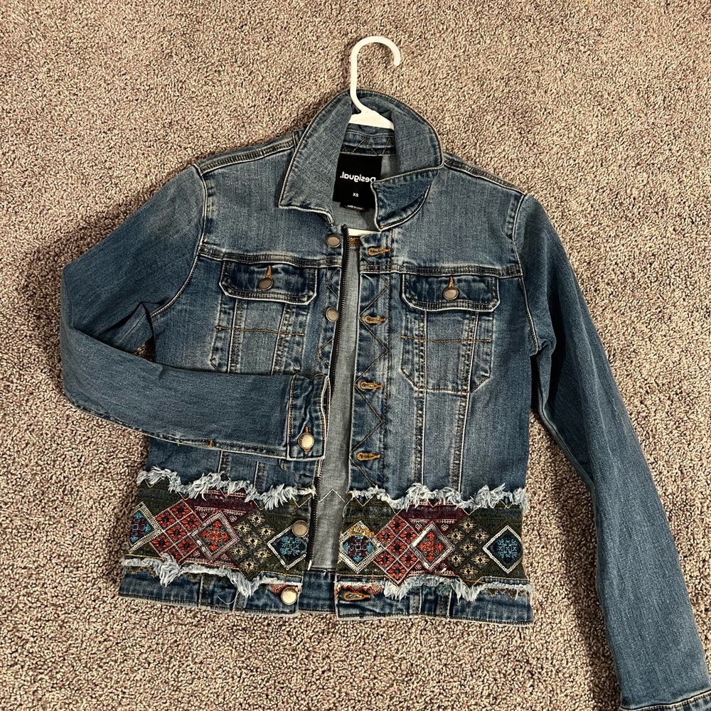 NWOT Desigual Embroidered Denim
